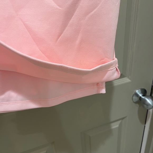 Lulu’s pink One shoulder dress NWT Medium it’s a light pink good material. - Picture 10 of 10